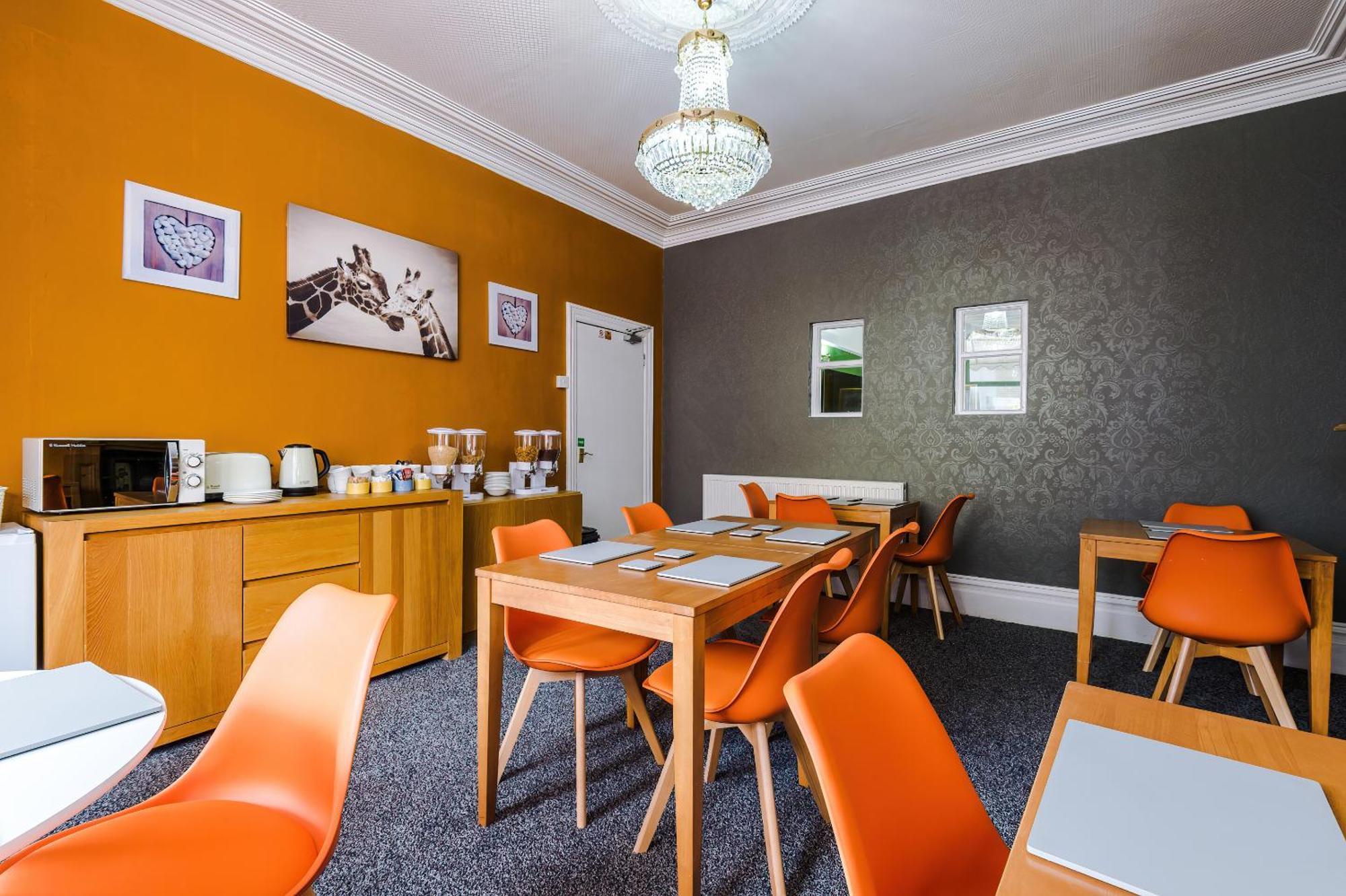 Pebbles Guest House ブラックプール エクステリア 写真