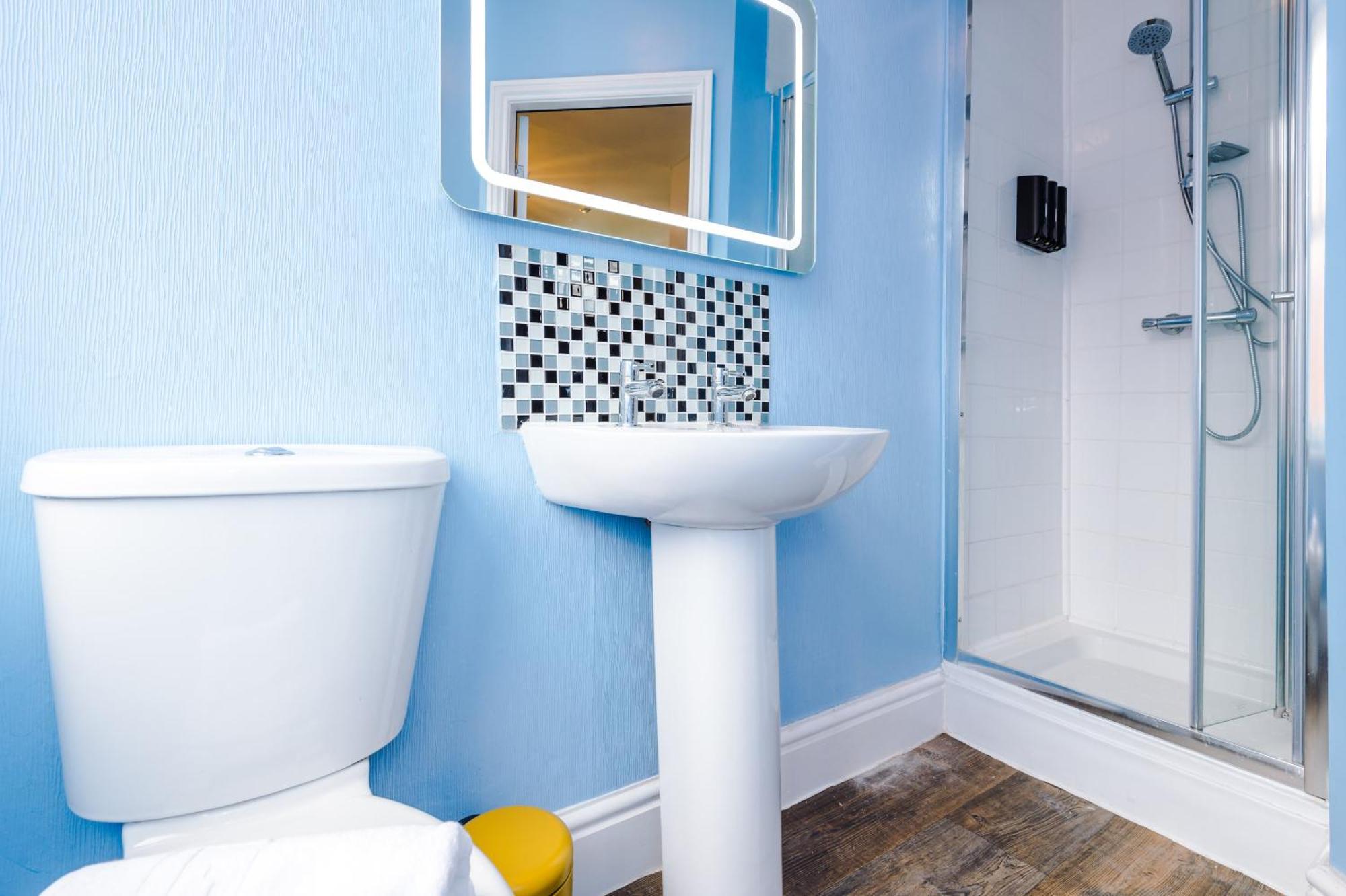 Pebbles Guest House ブラックプール 部屋 写真