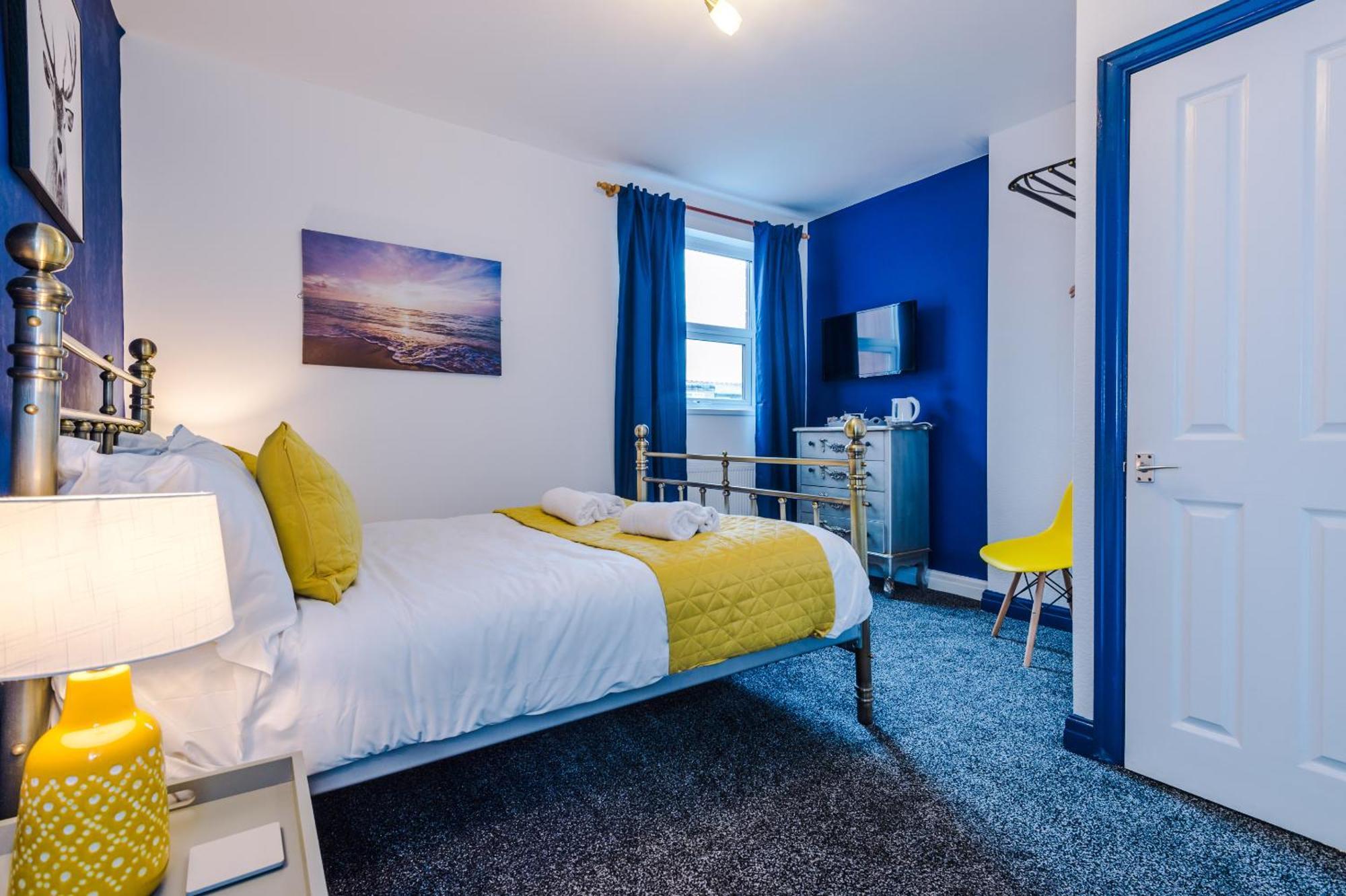 Pebbles Guest House ブラックプール エクステリア 写真
